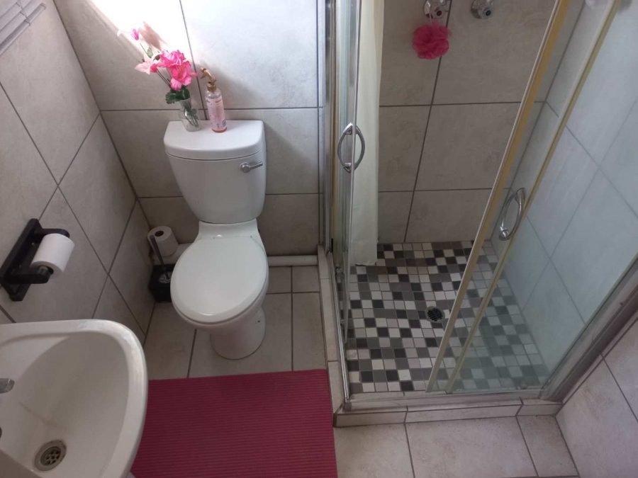 0 Bedroom Property for Sale in Dealesville Free State